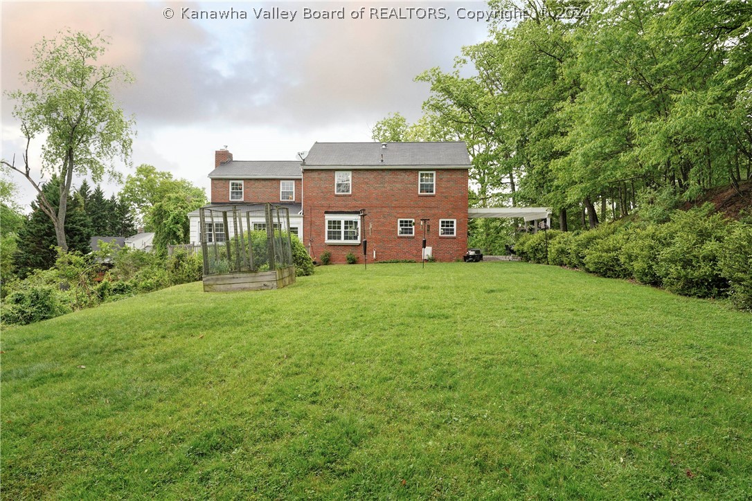 922 Woodland Avenue