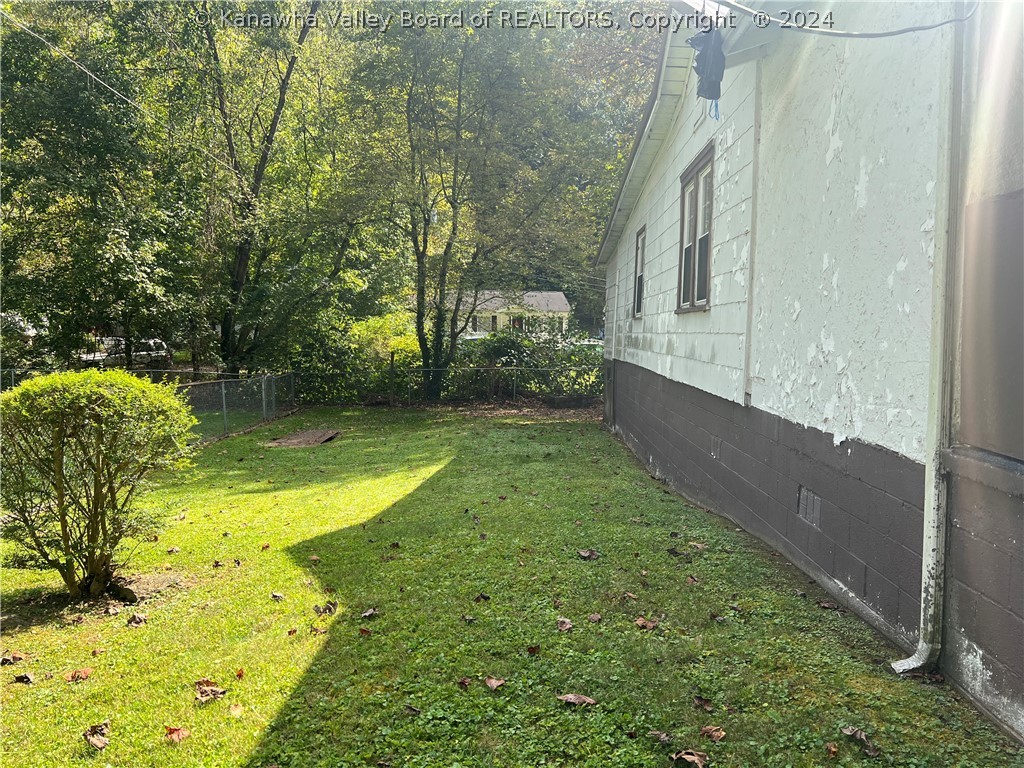2737 Lens Creek Road
