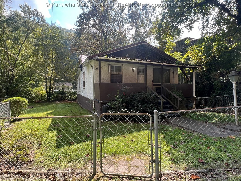 2737 Lens Creek Road