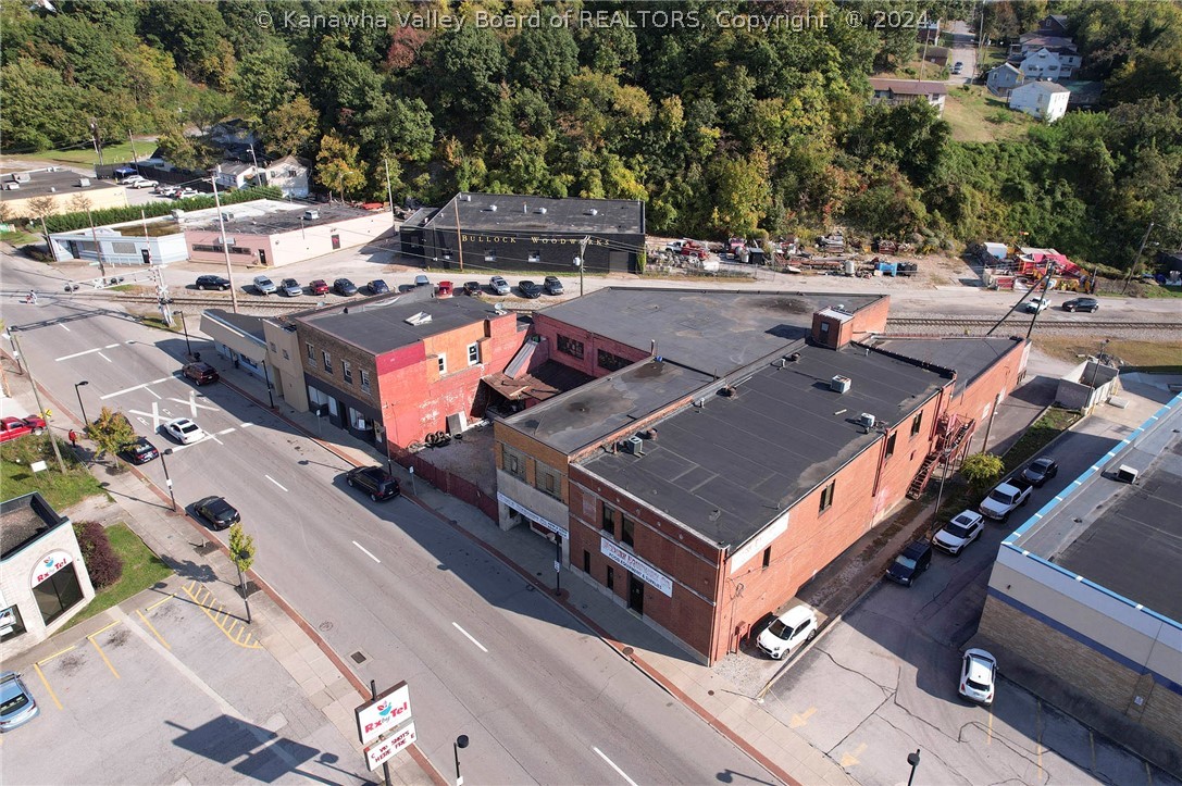 416-418 Washington Street W