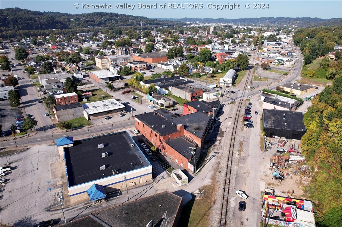 416-418 Washington Street W