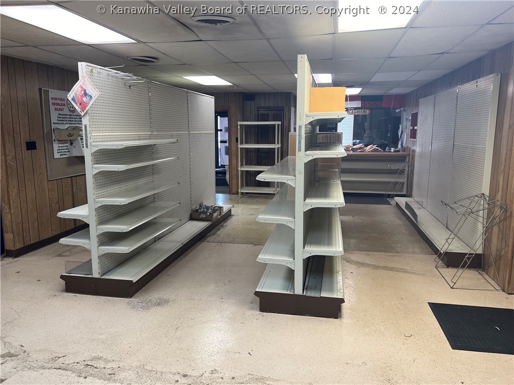 416-418 Washington Street W