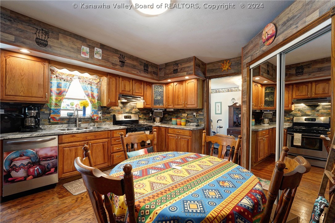 2643 Falling Rock Road