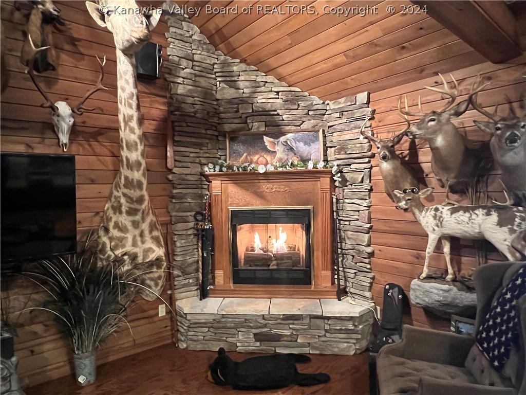 2643 Falling Rock Road