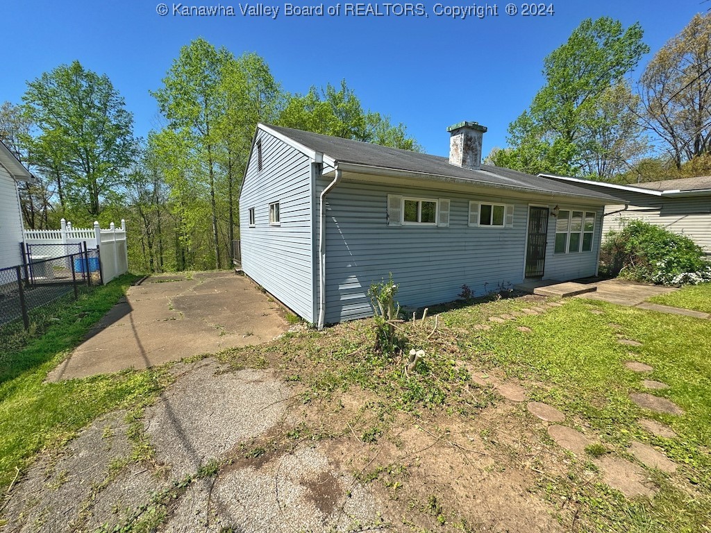 1530 Upper Midway Drive