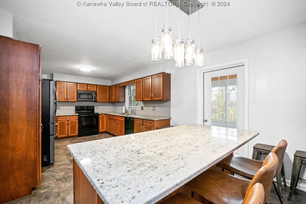 1673 Woodvale Drive