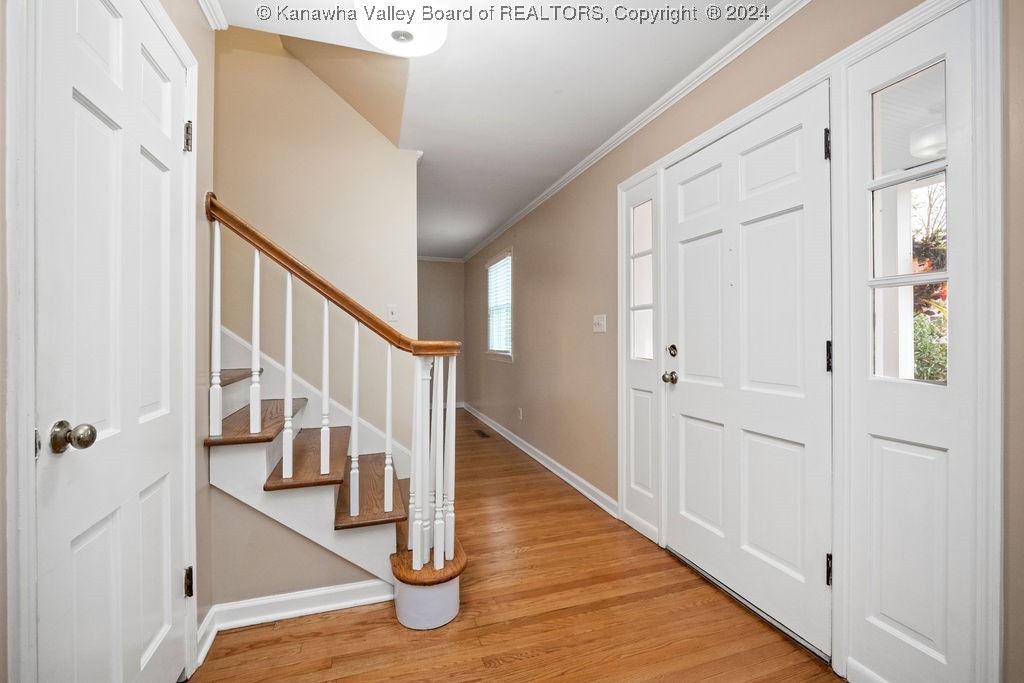 1673 Woodvale Drive