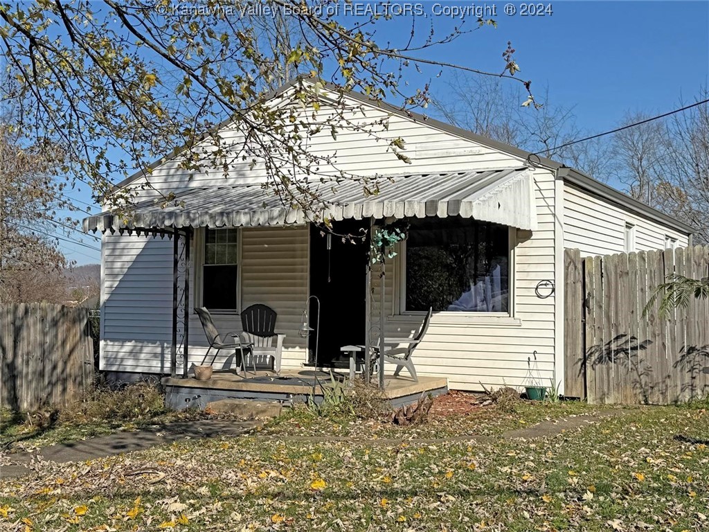 5612 Kanawha Turnpike