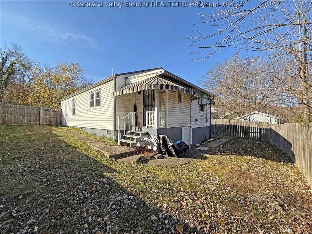 5612 Kanawha Turnpike