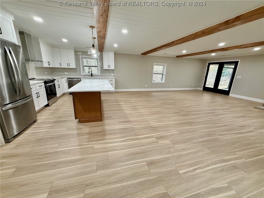 1054 Riverbend Road