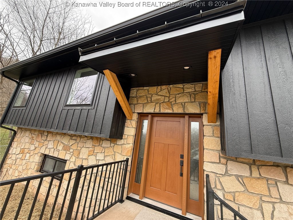 1054 Riverbend Road