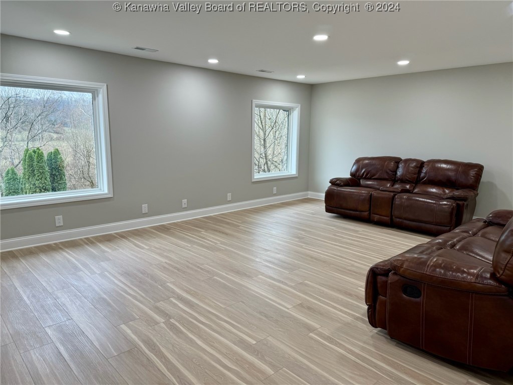 1054 Riverbend Road