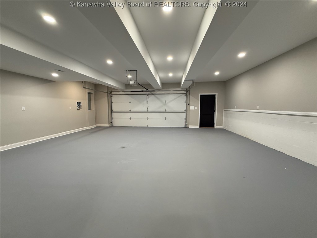 1054 Riverbend Road