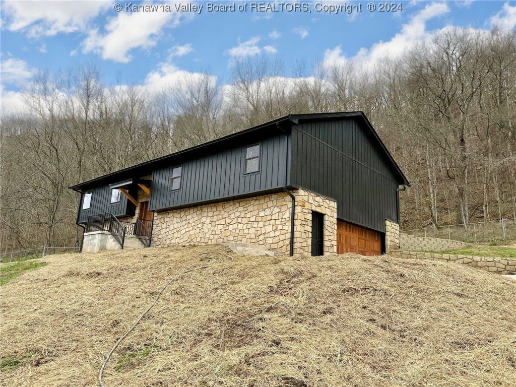 1054 Riverbend Road