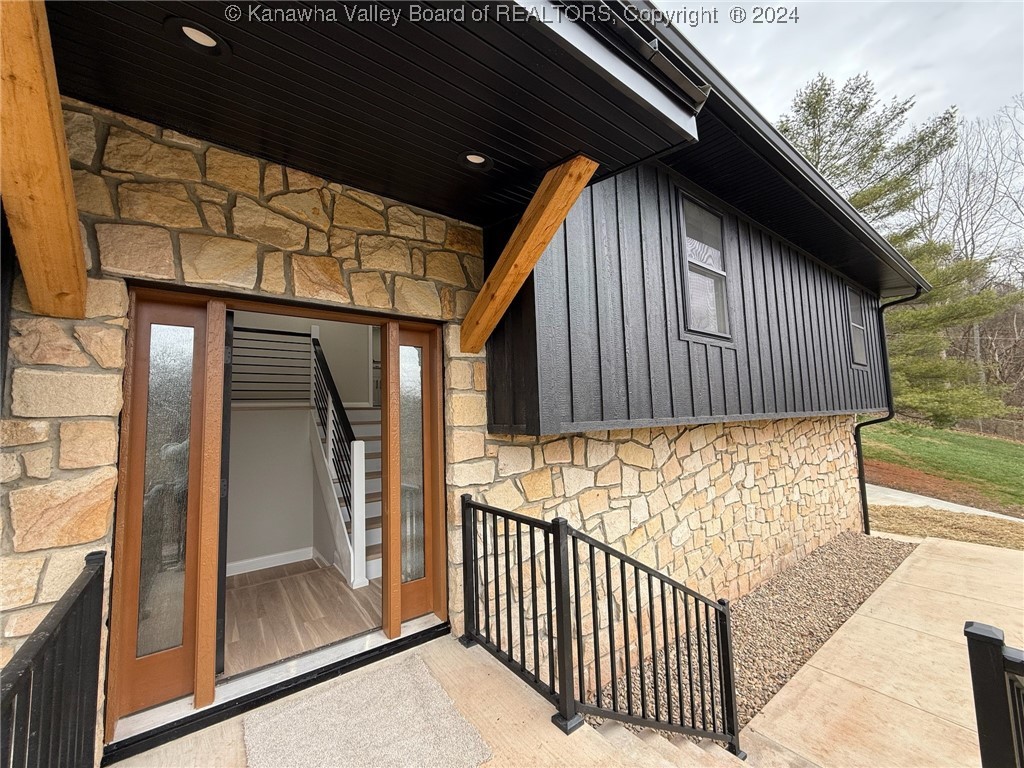 1054 Riverbend Road