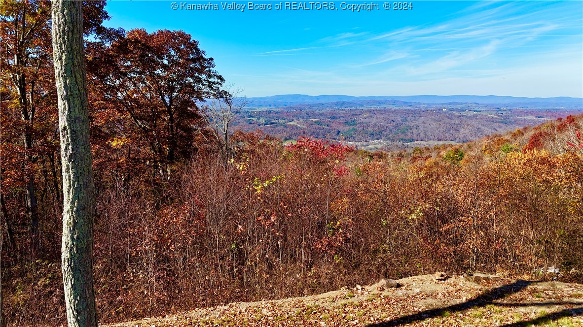 560 Withrow Landing