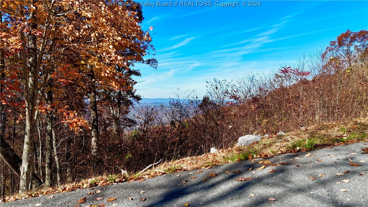560 Withrow Landing