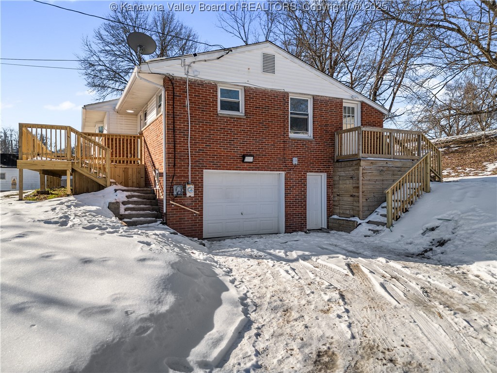 5225 Alpine Drive