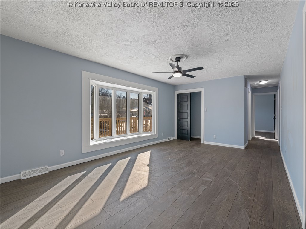 5225 Alpine Drive