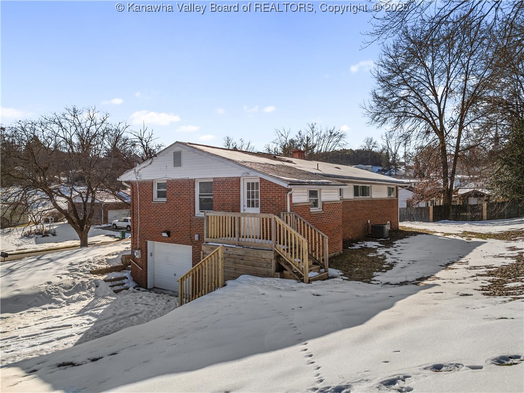 5225 Alpine Drive