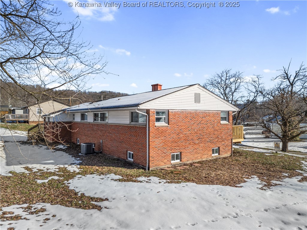 5225 Alpine Drive