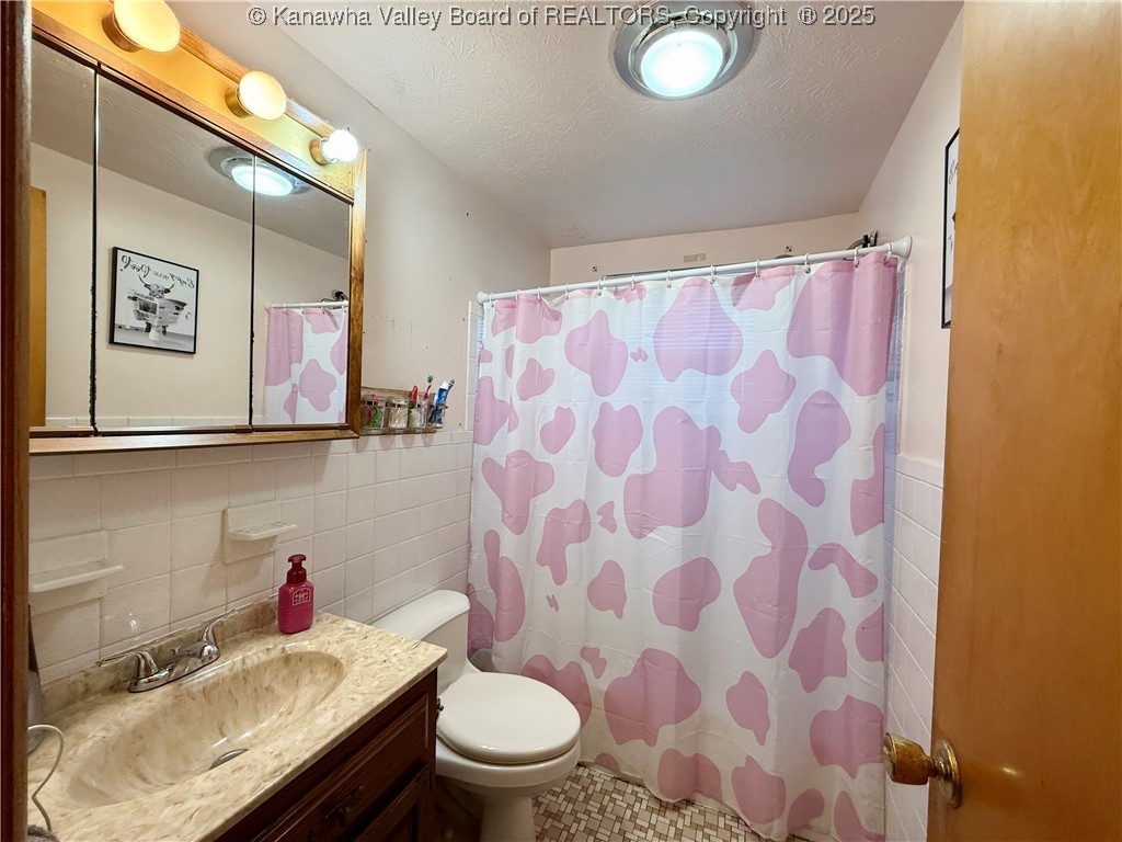 5411 Kendall Drive