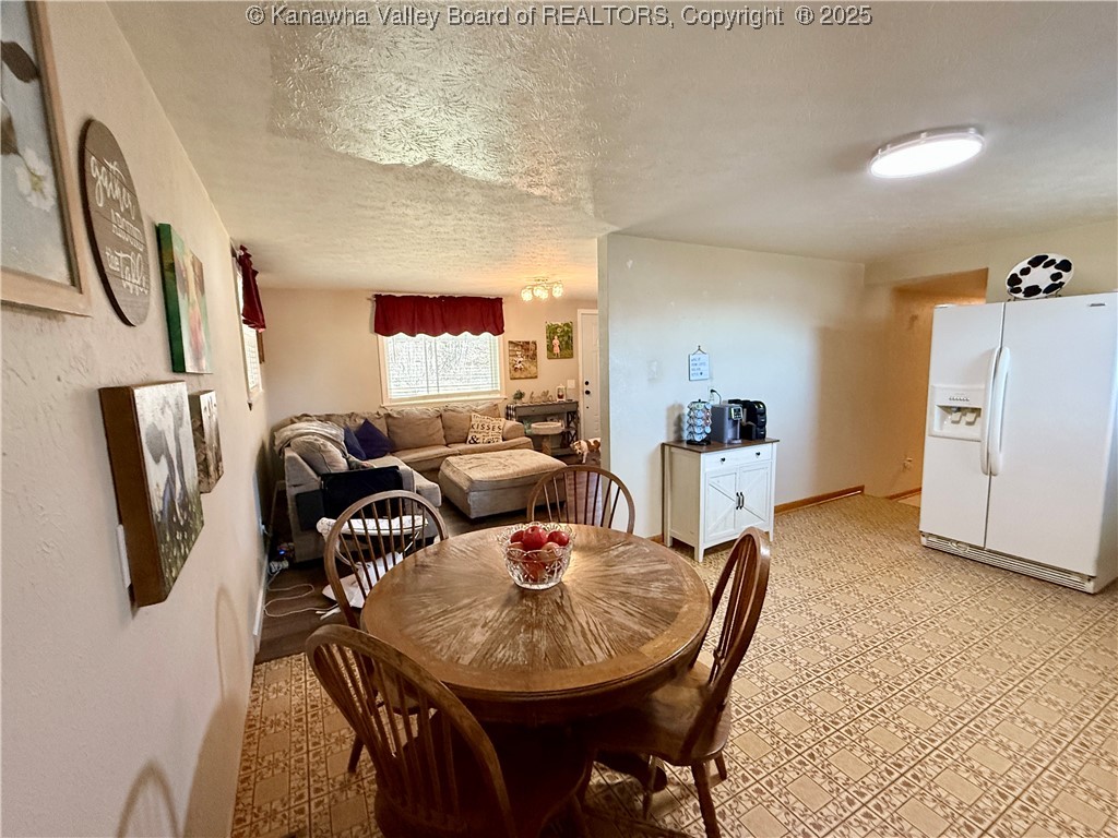 5411 Kendall Drive