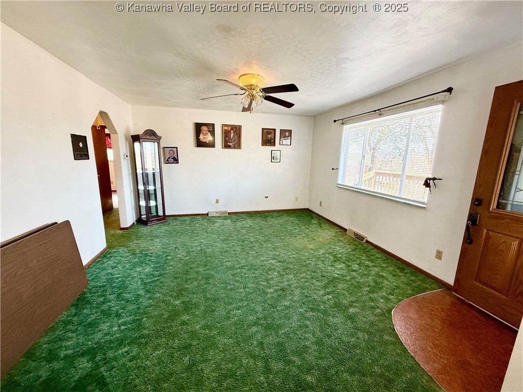 412 Kanawha Street