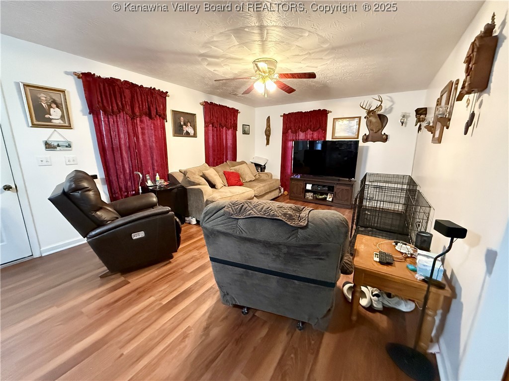 406 Kanawha Street