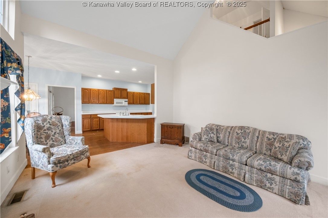 9 MEADOW RIDGE Drive
