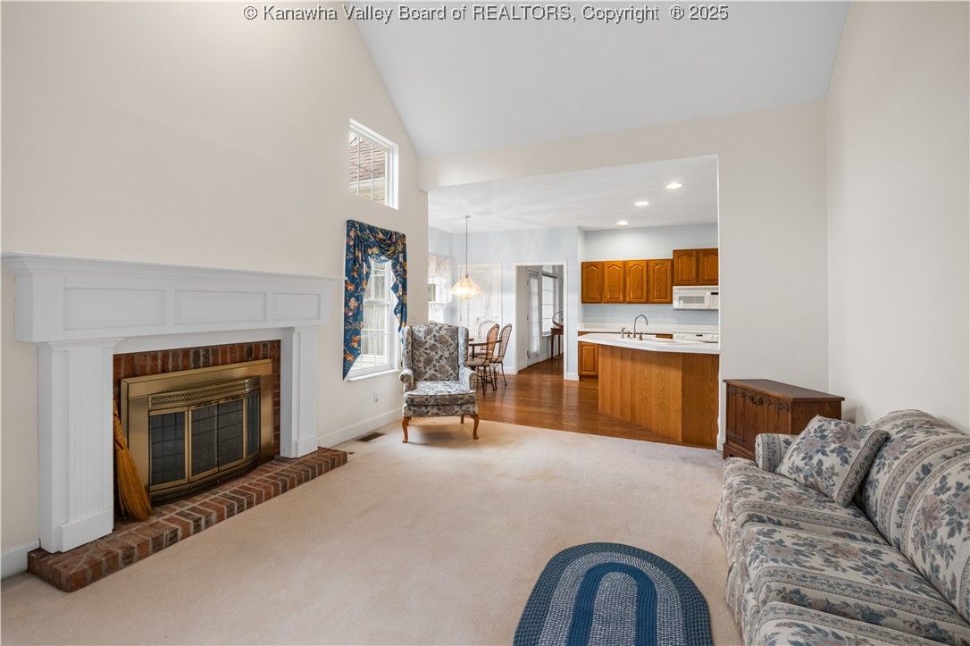 9 MEADOW RIDGE Drive