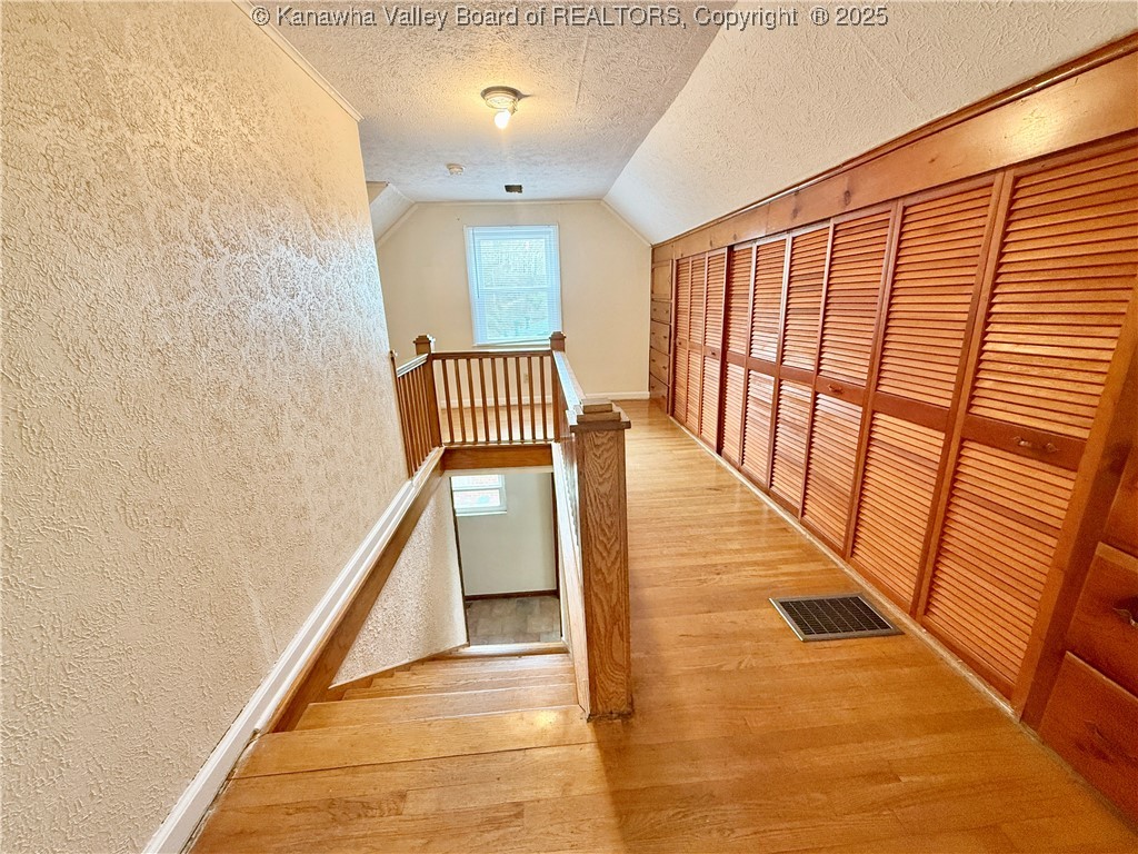 860 Greendale Drive