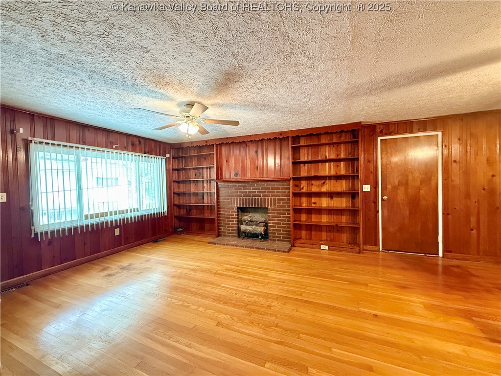 860 Greendale Drive