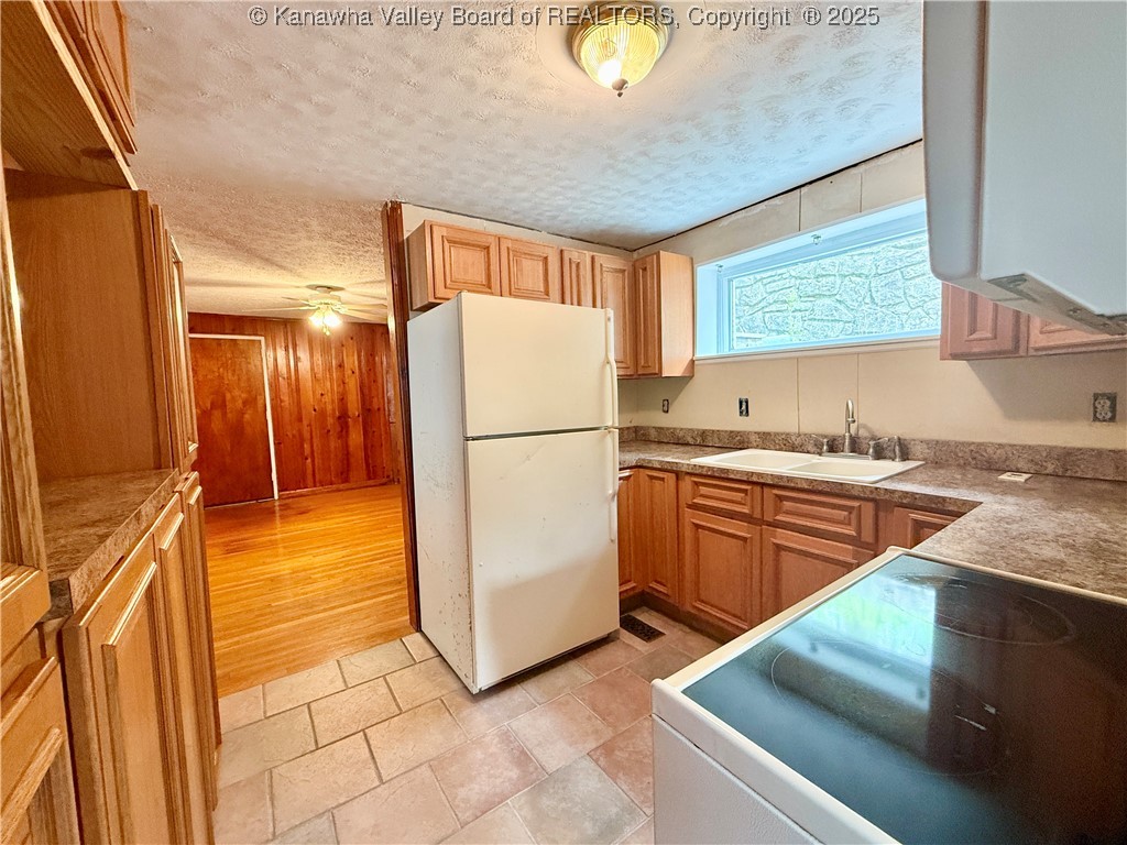860 Greendale Drive