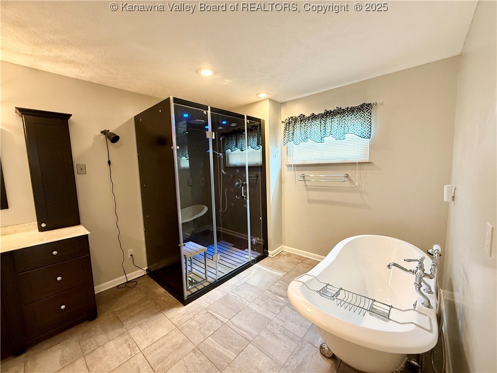 2333 Larwood Drive