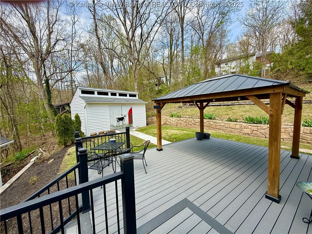 2333 Larwood Drive