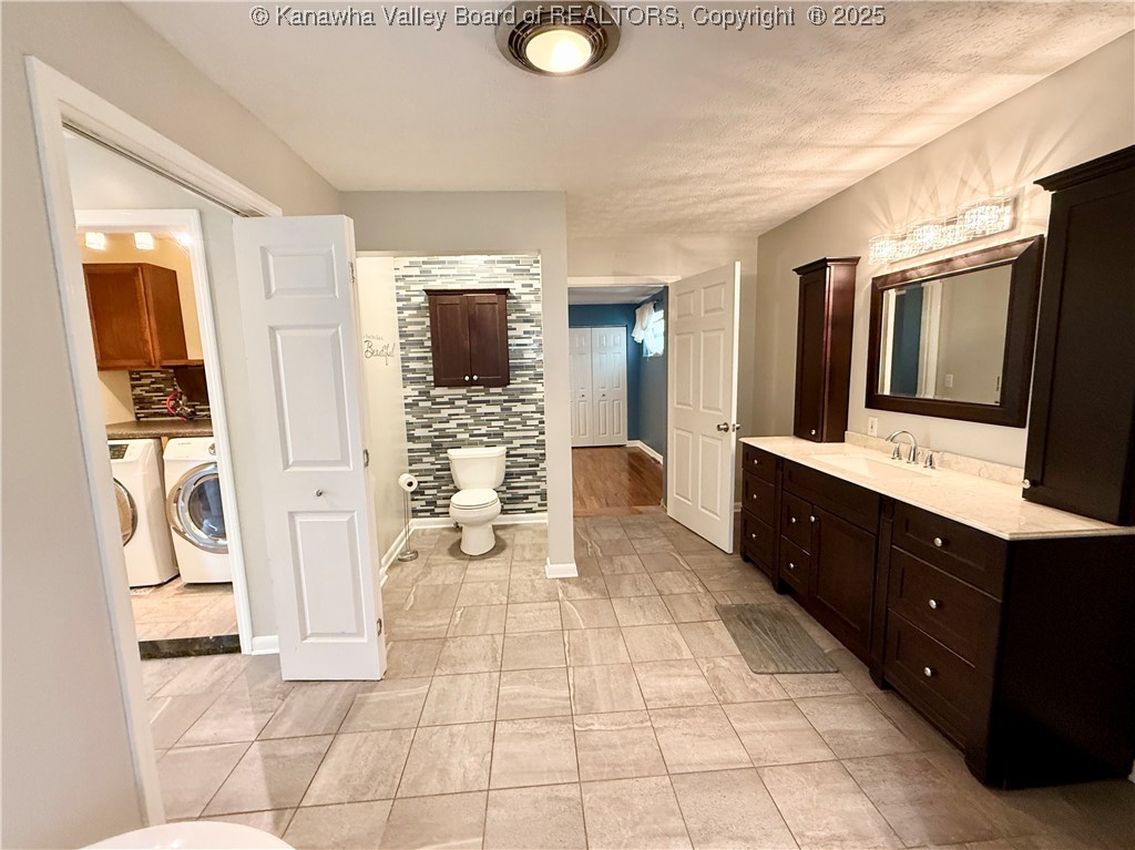 2333 Larwood Drive