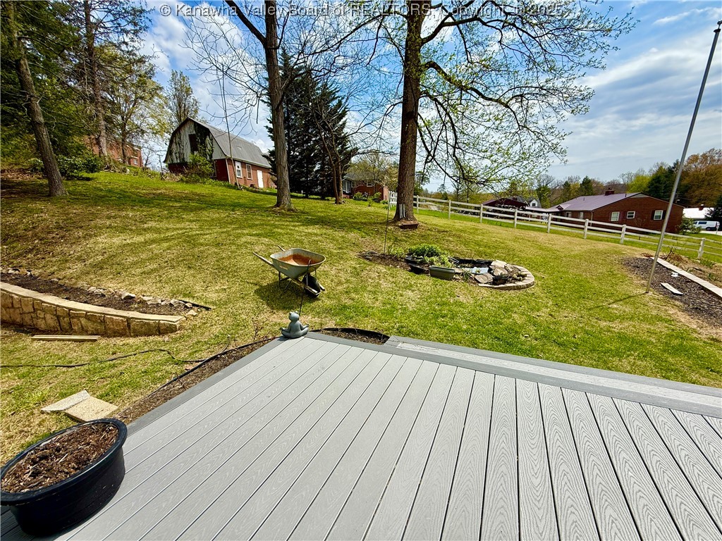 2333 Larwood Drive