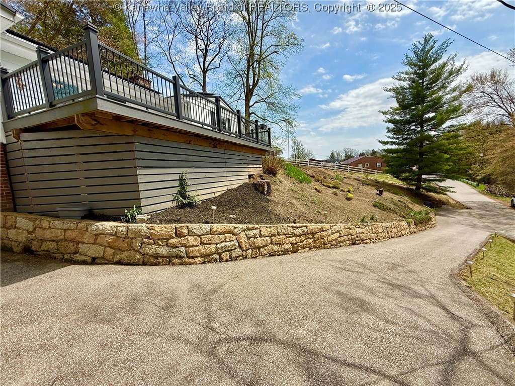 2333 Larwood Drive