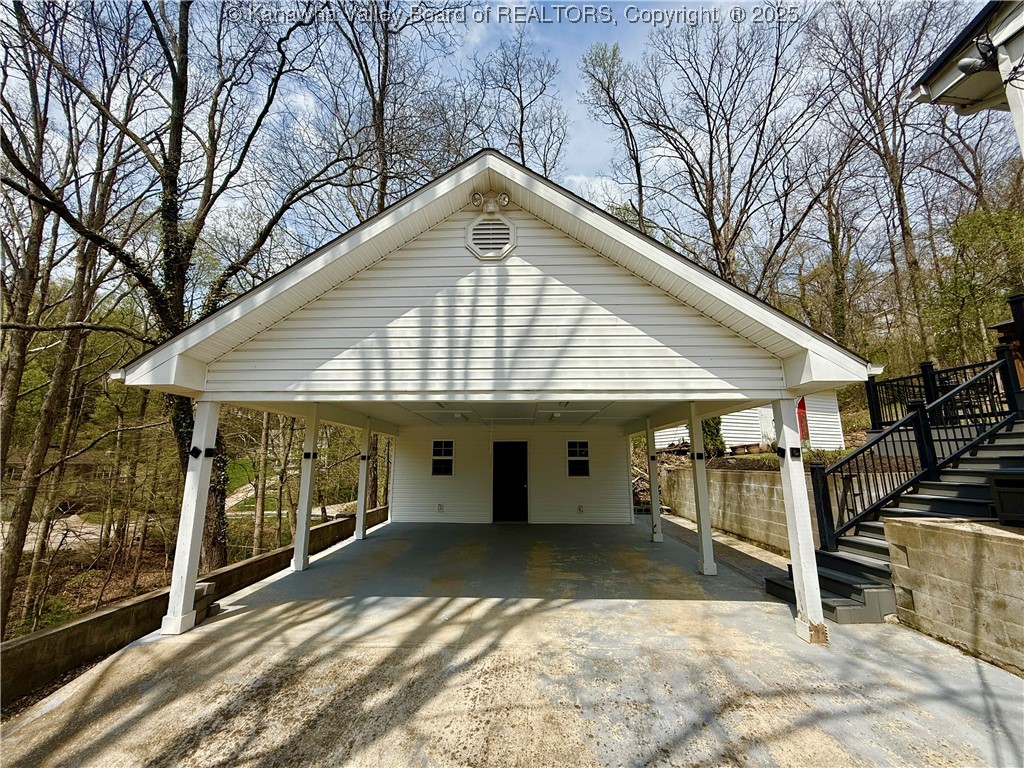 2333 Larwood Drive