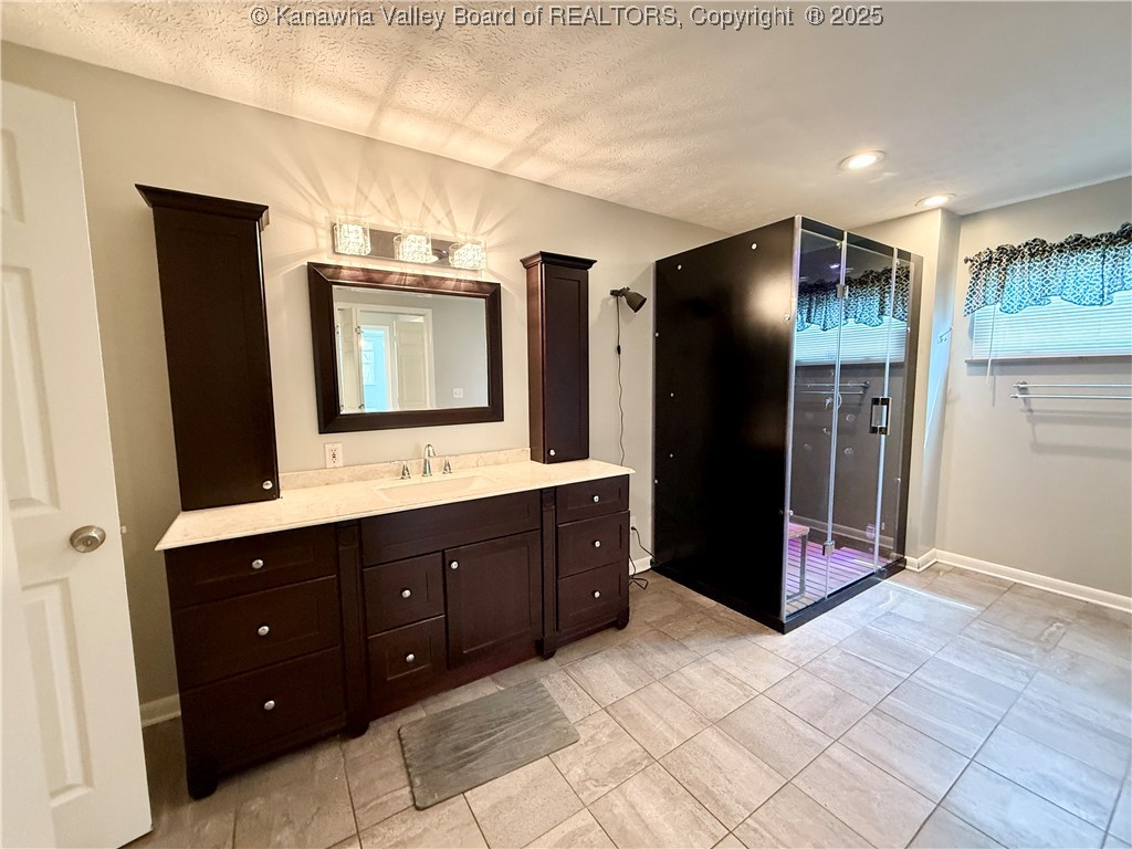 2333 Larwood Drive
