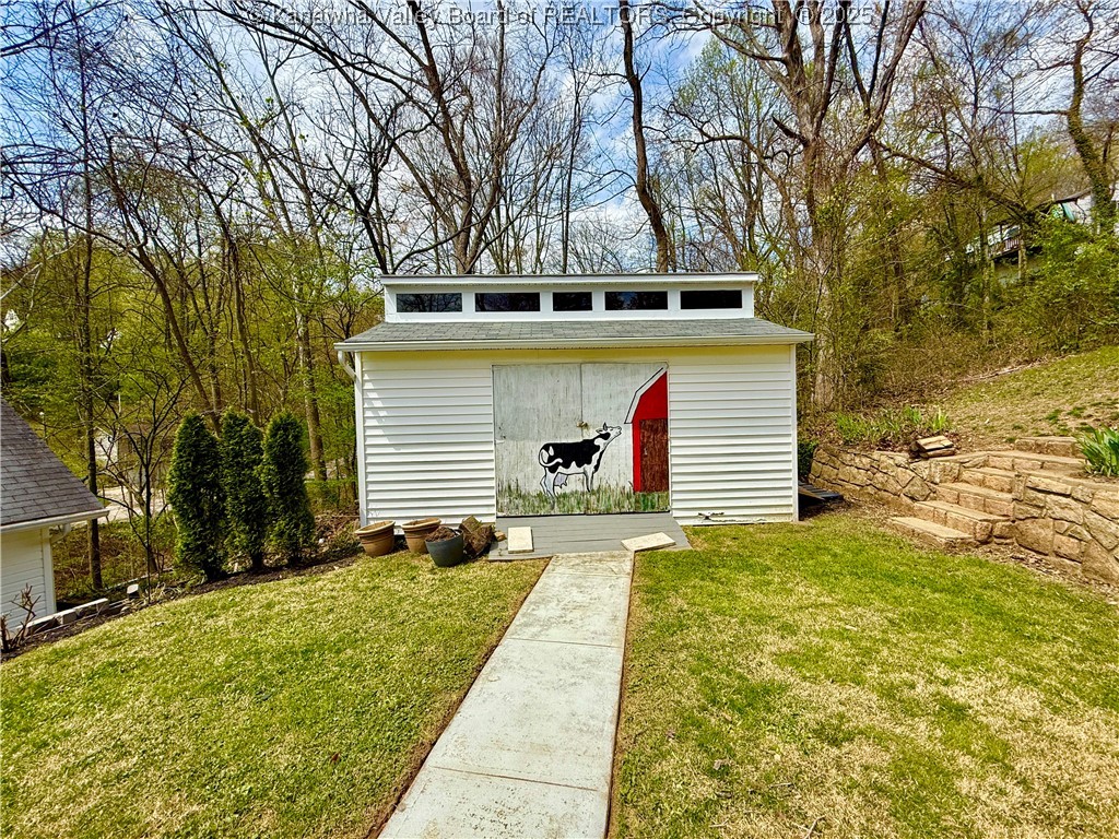 2333 Larwood Drive