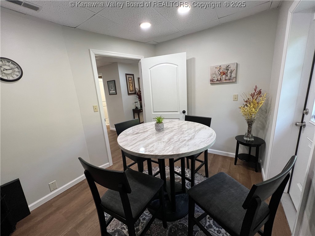 1522 Oakhurst Drive