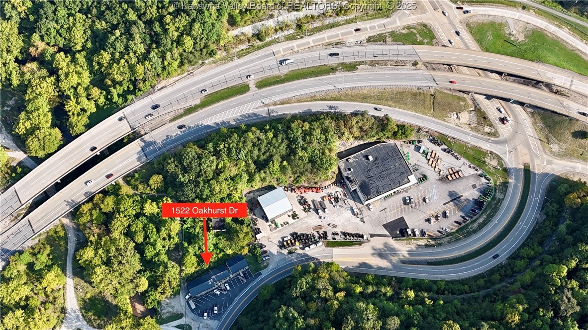 1522 Oakhurst Drive