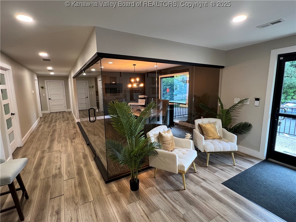 1522 Oakhurst Drive