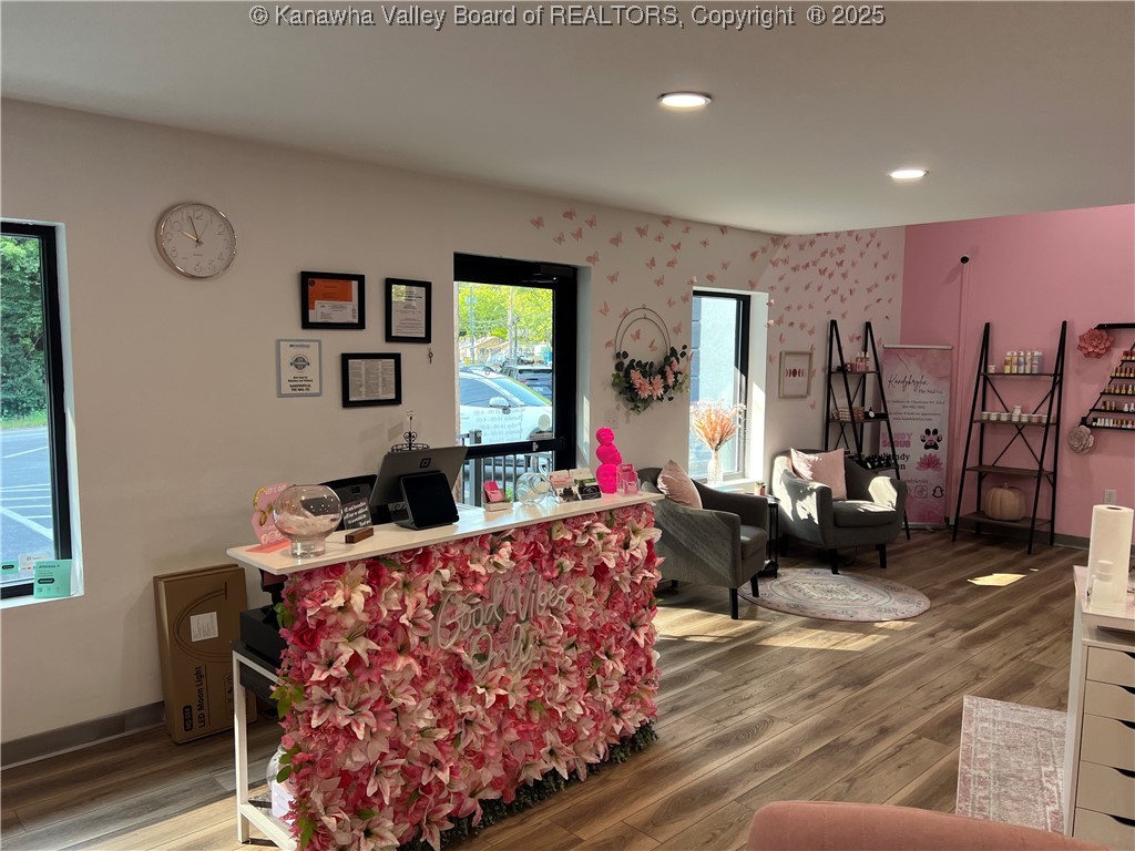 1522 Oakhurst Drive