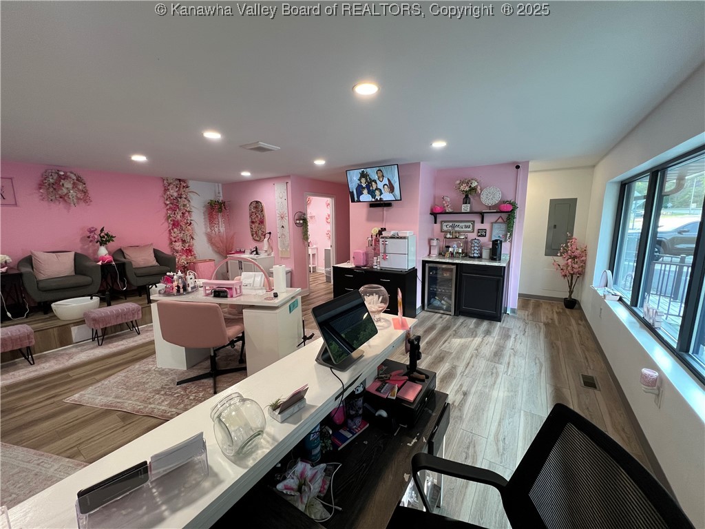 1522 Oakhurst Drive