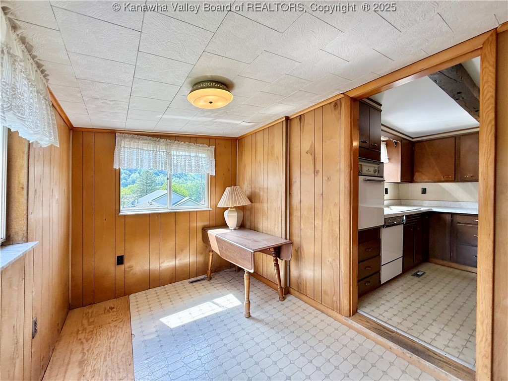 5666 E Dupont Avenue
