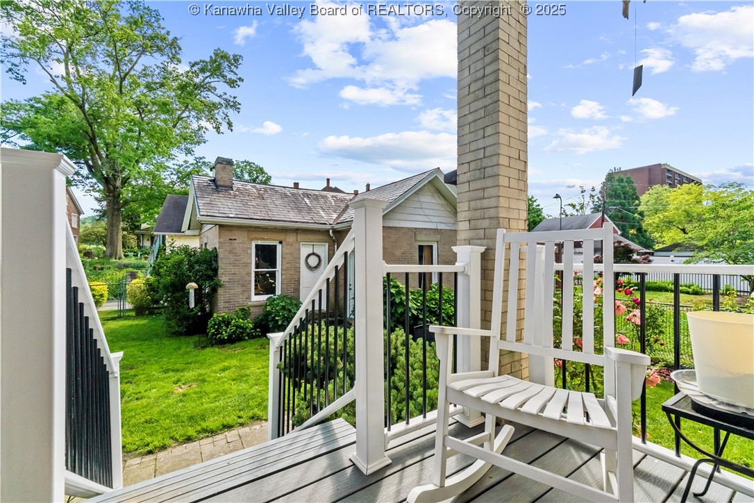 1565 Virginia Street E