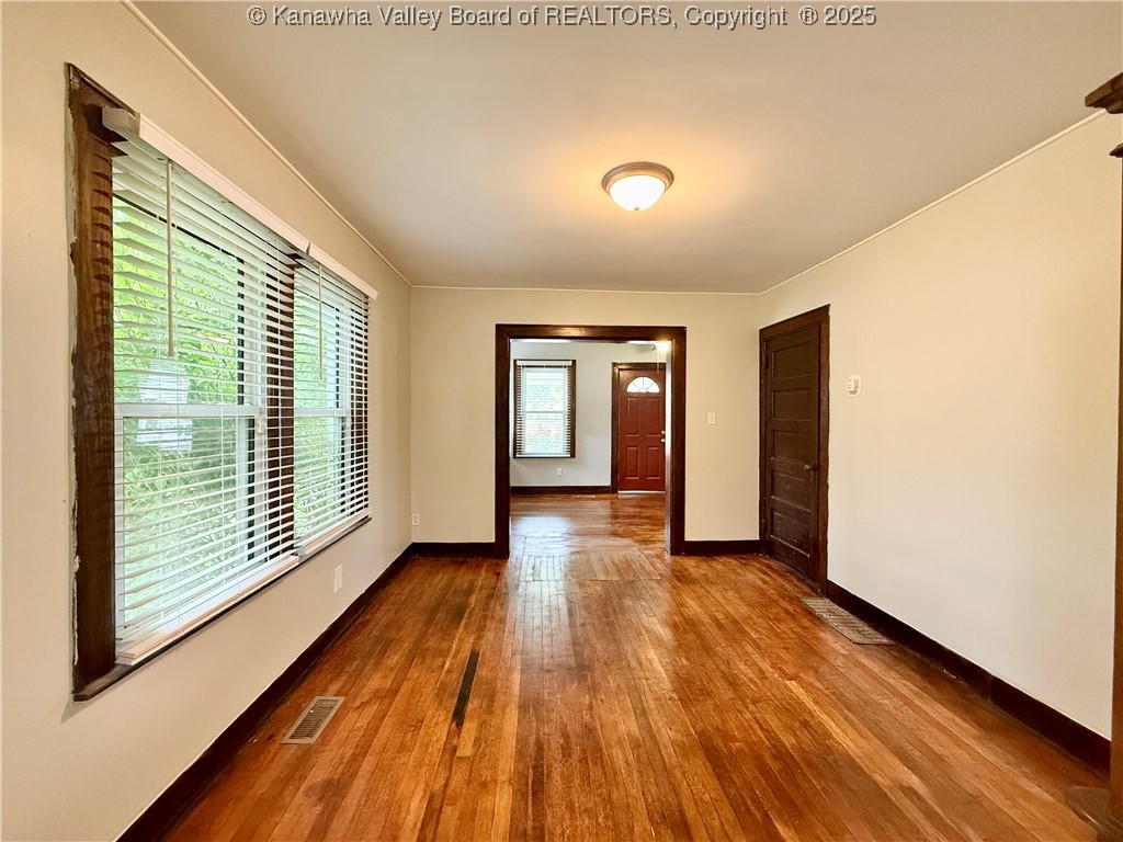 407 Rosemont Avenue